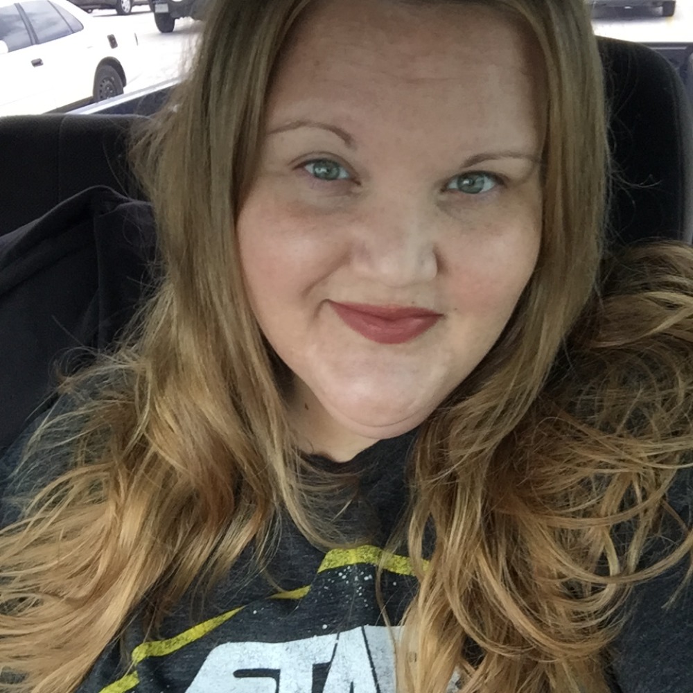 Meet your Posher, Angela